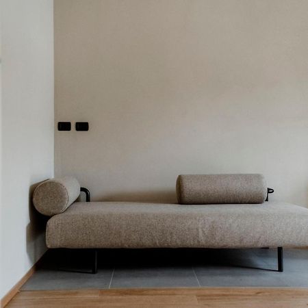 Parco Reala // Rural - Luxury - Rooms Corneliano d'Alba 객실 사진